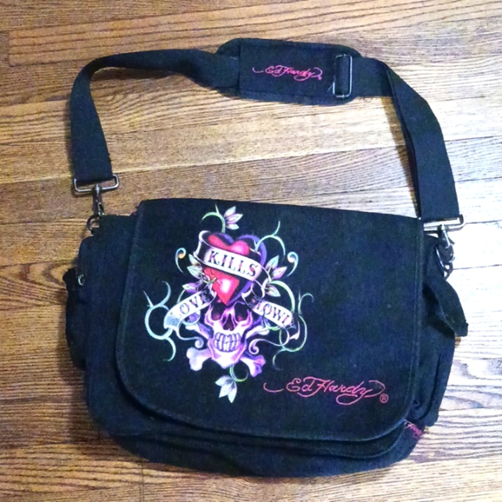 ED HARDY Laptop Case Love Kills Slowly Mint Condition w/Pockets & Strap